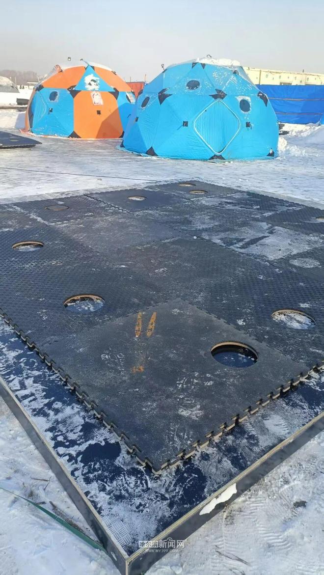 松花江冰雪嘉年华解锁冬日新玩法ky开元棋牌暖帐冰钓煮火锅｜(图4)