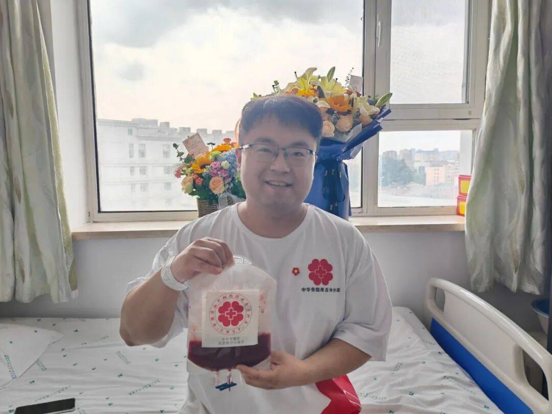 中国一汽“旗馨• 汇爱”十大暖镜头开元棋牌app一同感受｜2025年(图6)